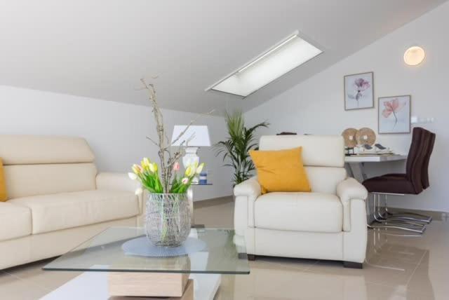 Luxury Apartment Anto With Sea View And Balcony Banjole Eksteriør billede