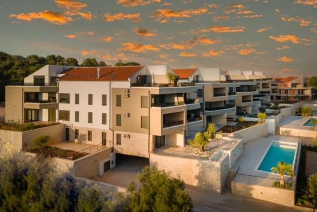 Luxury Apartment Anto With Sea View And Balcony Banjole Eksteriør billede